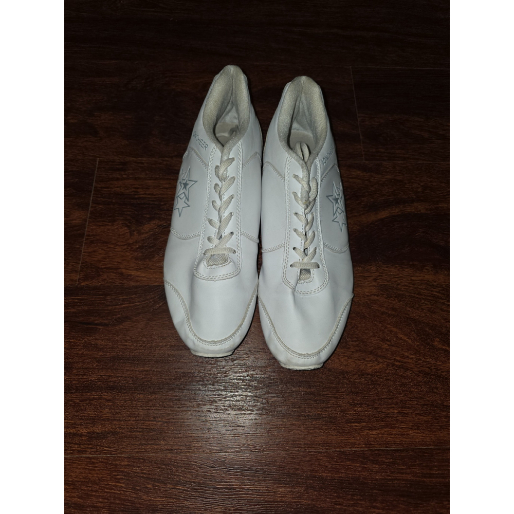 Ion cheer white‎ cheer shoes size 9